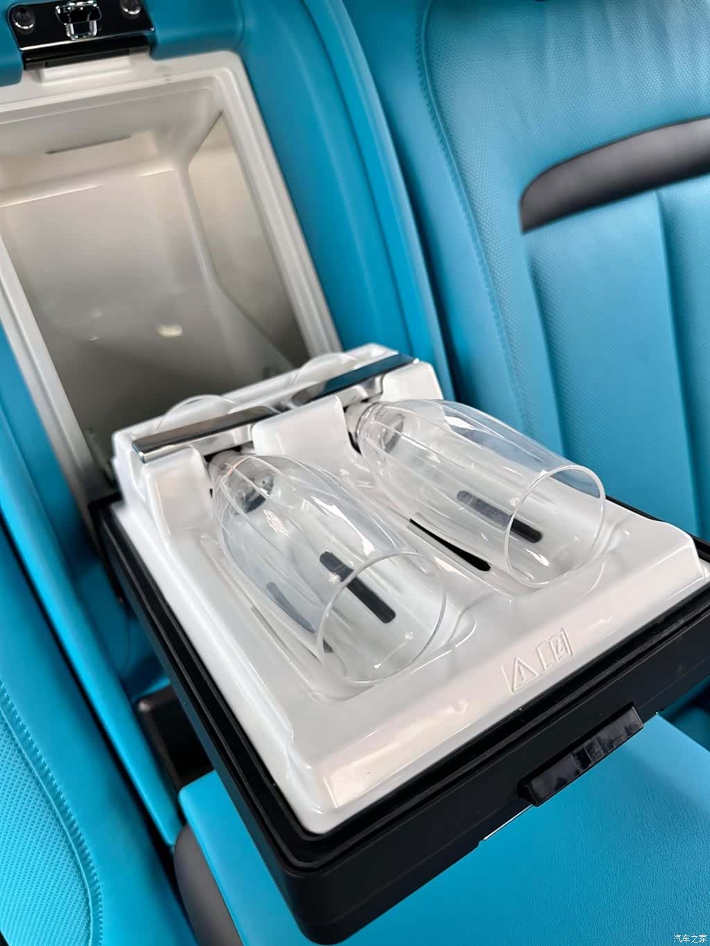 Rolls-Royce Cullinan, 2022 13