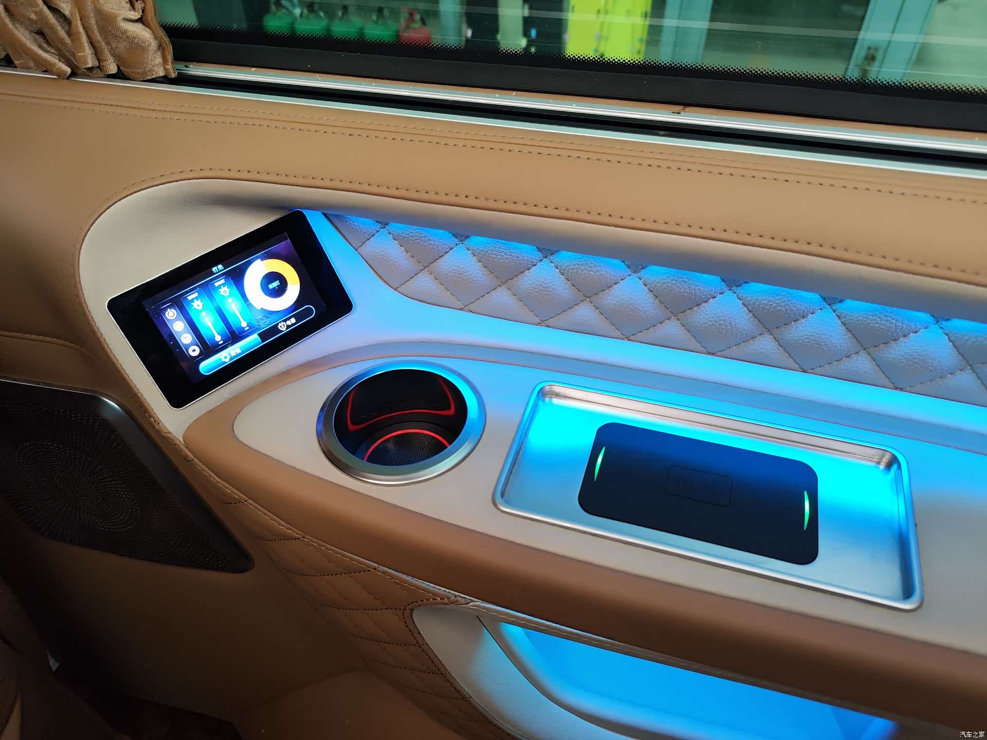 Mercedes-Benz V-Class, 2020 25