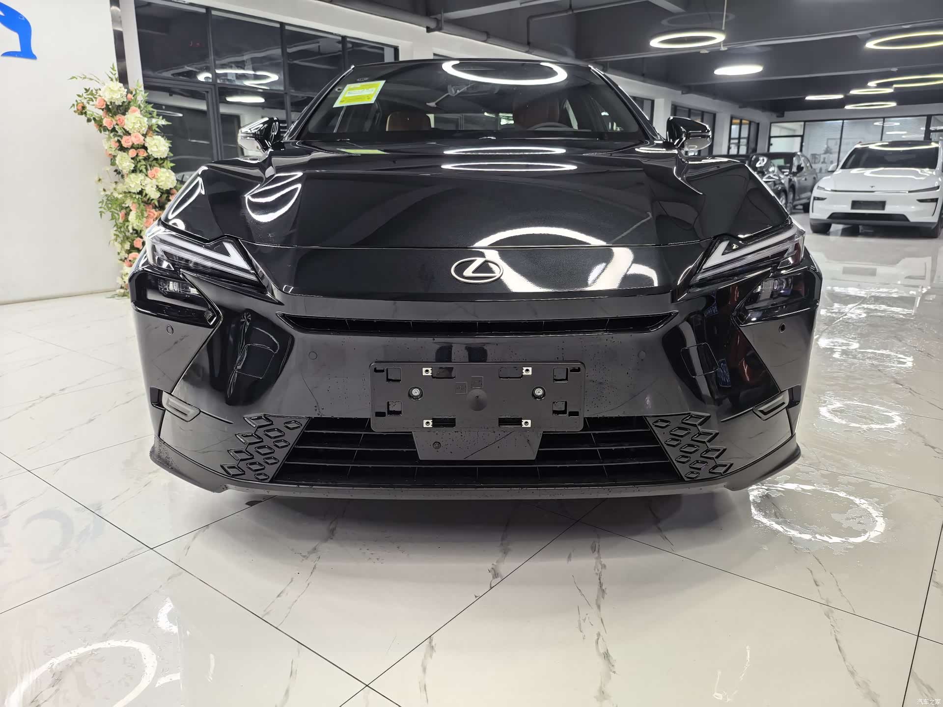 Lexus ES, 2026 2