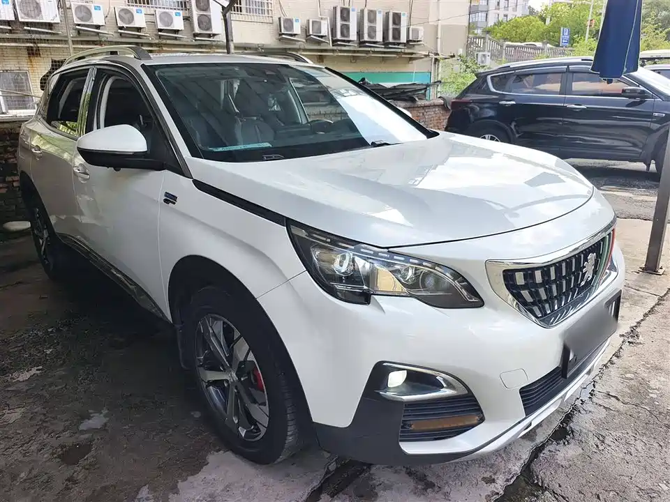 Peugeot 4008
