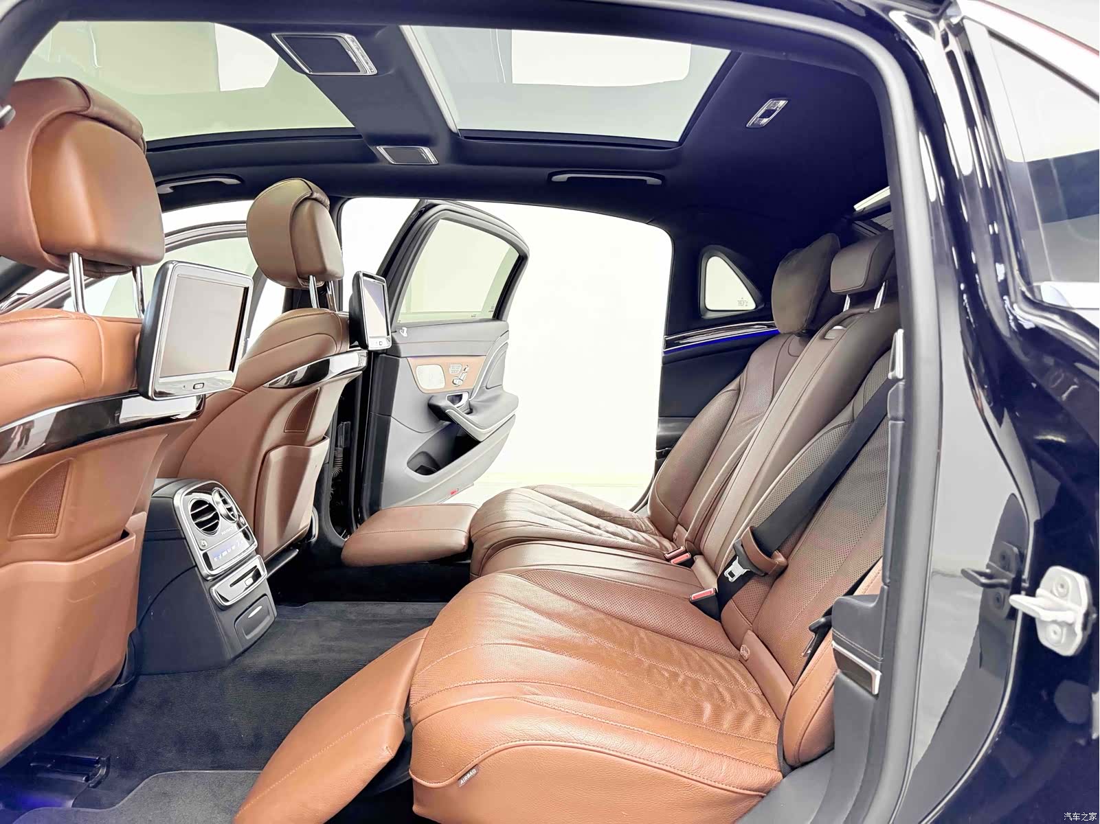 Maybach S-Class, 2016 9