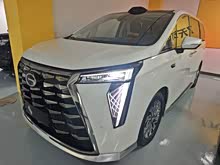��������M8 2025�� Ǭ��ϵ�� Ultra ͷ�Ȳ�