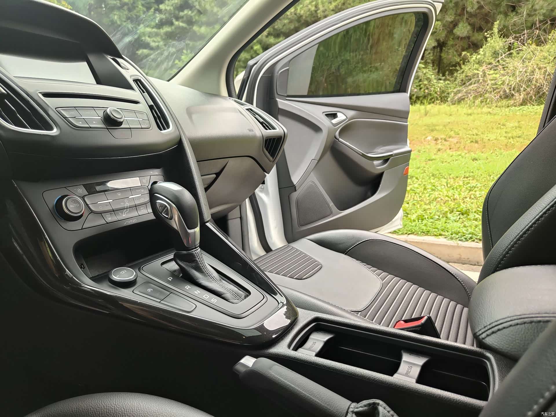 Ford Focus, 2018 9