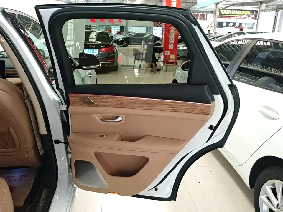 HarmonyOS Ask the world M5