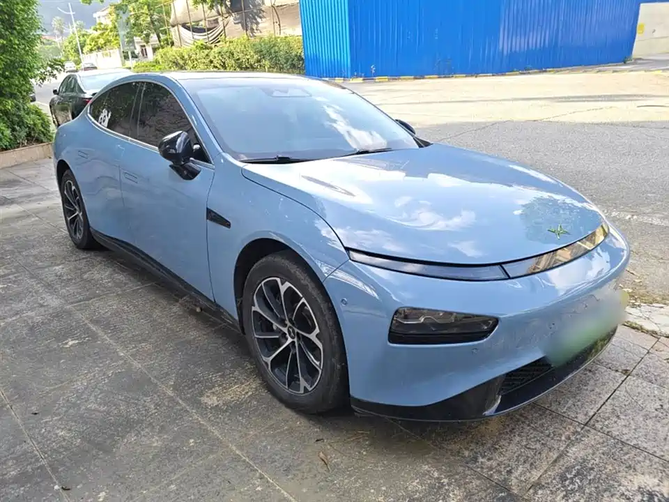 XPENG P7