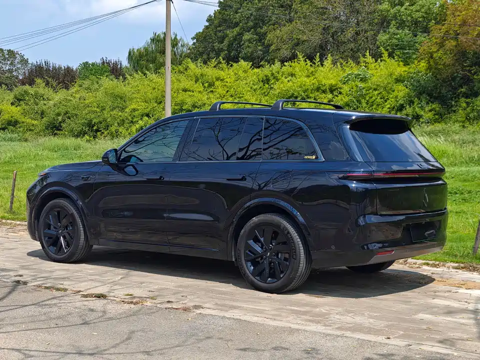 Li Auto Ideal L8