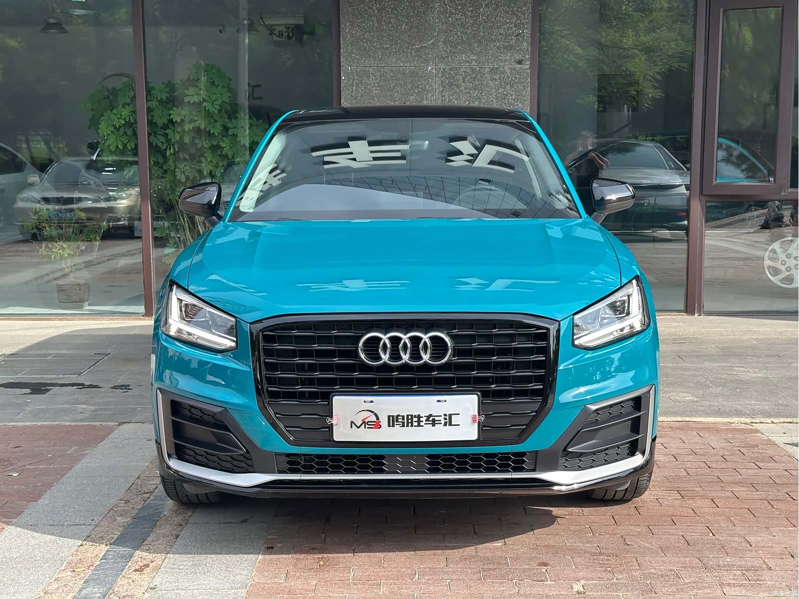 Audi Q2L, 2018 3