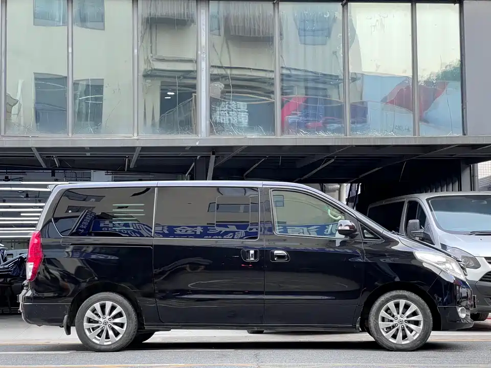 Forthing Popular CM7