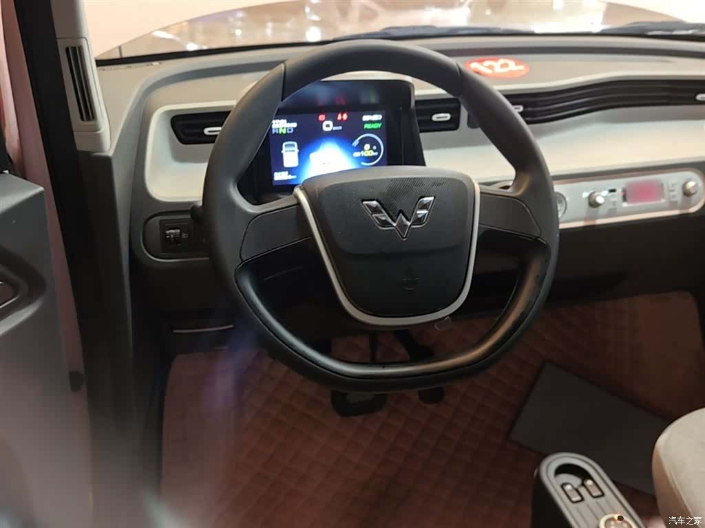Wuling MINIEV, 2021 11