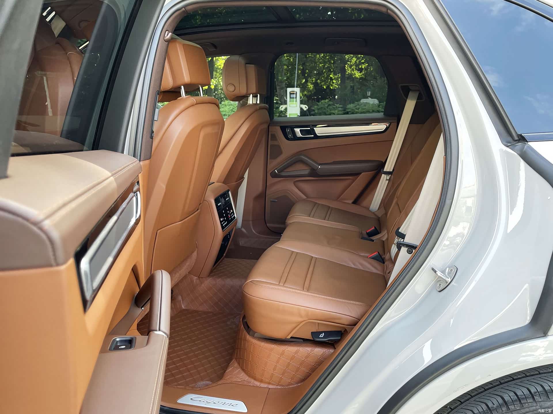 Porsche Cayenne, 2023 4