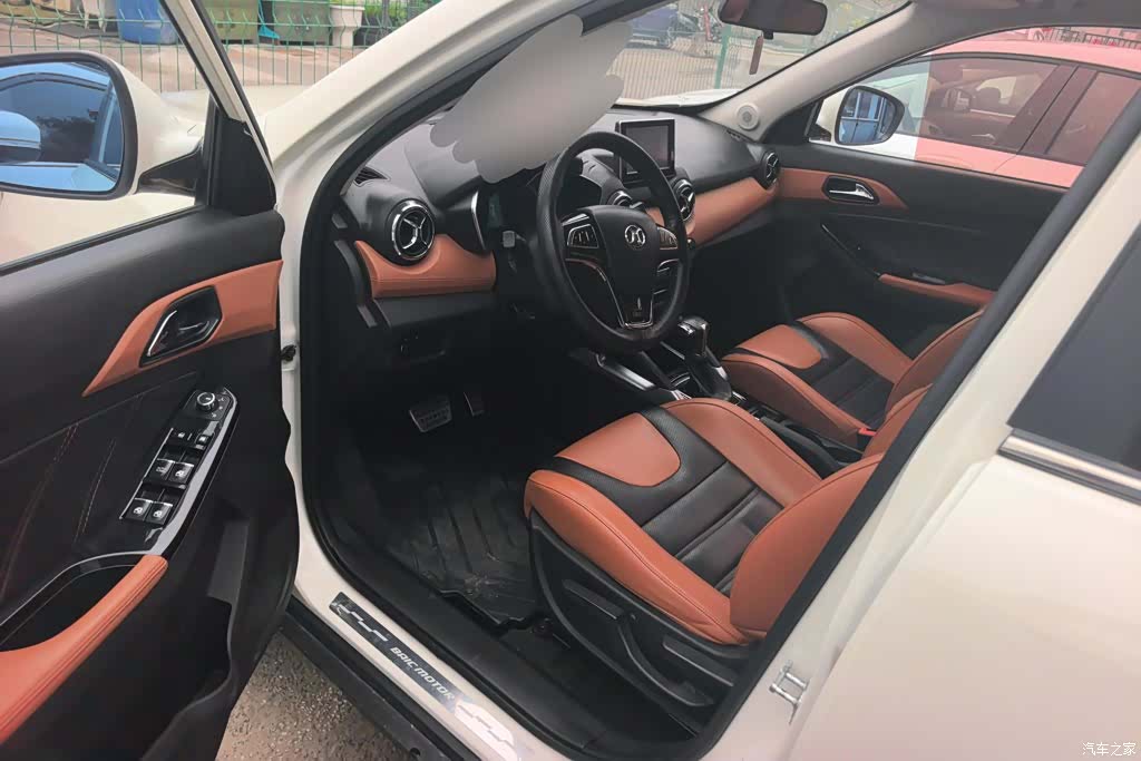 BAIC X35, 2017 9