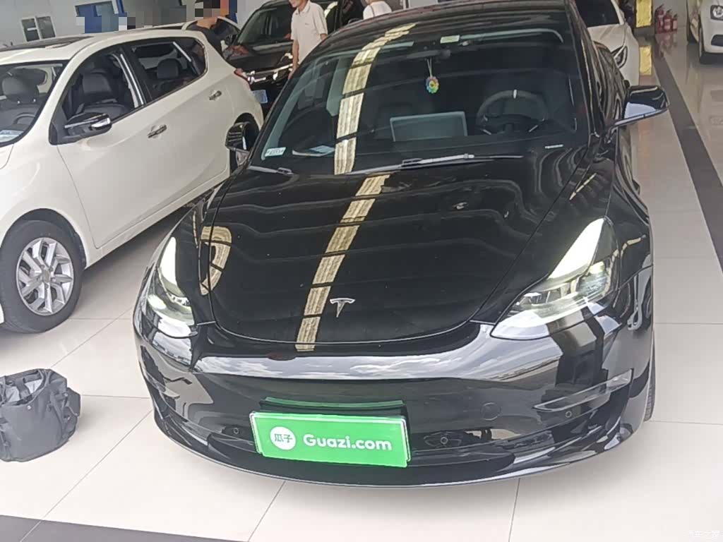 Tesla Model 3, 2022 3