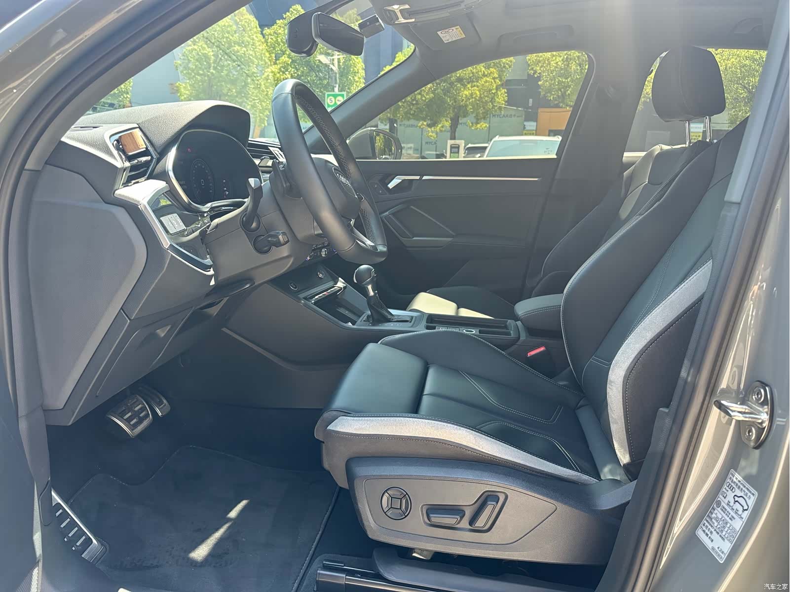 Audi Q3, 2024 10
