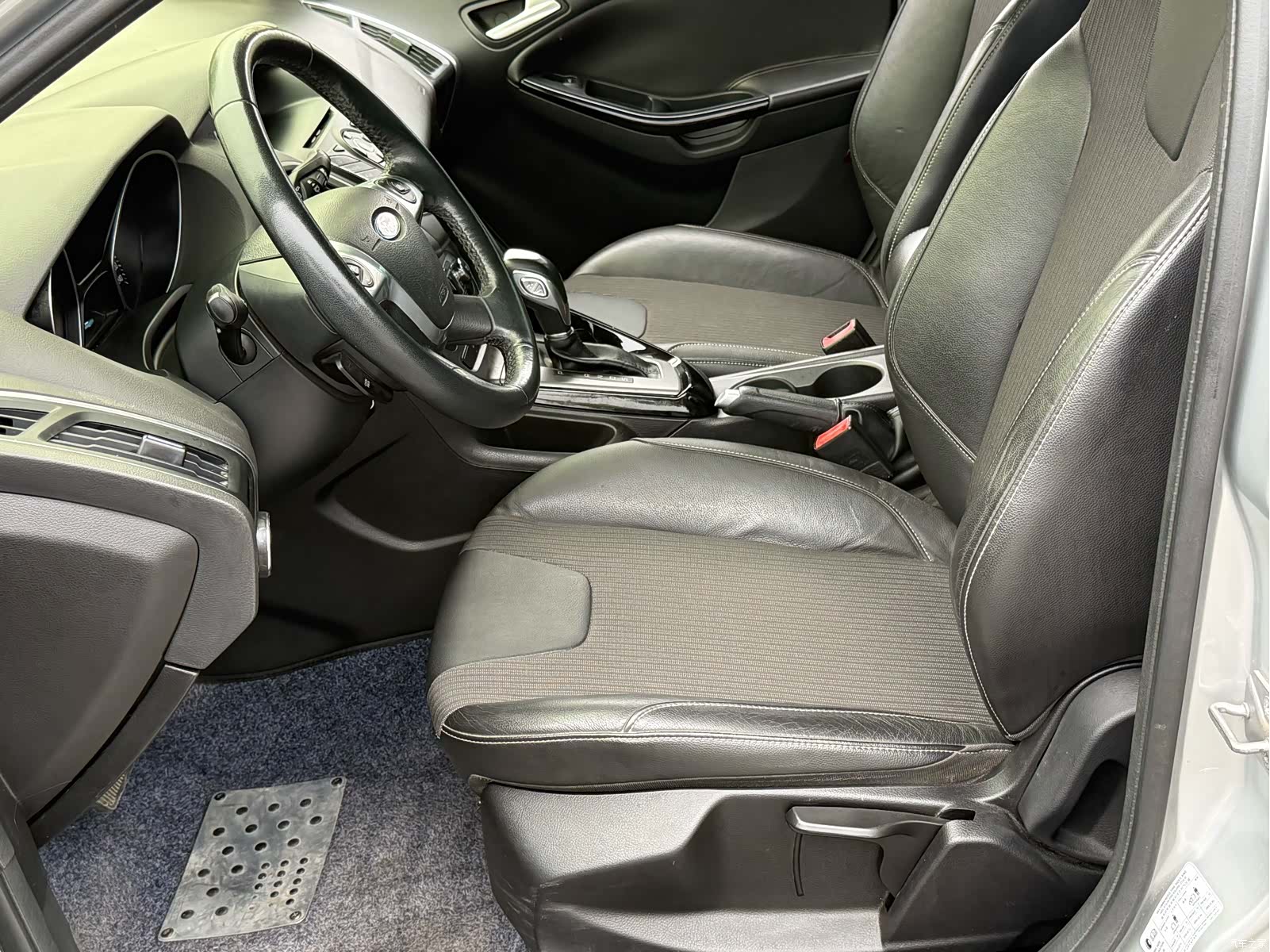 Ford Focus, 2013 7