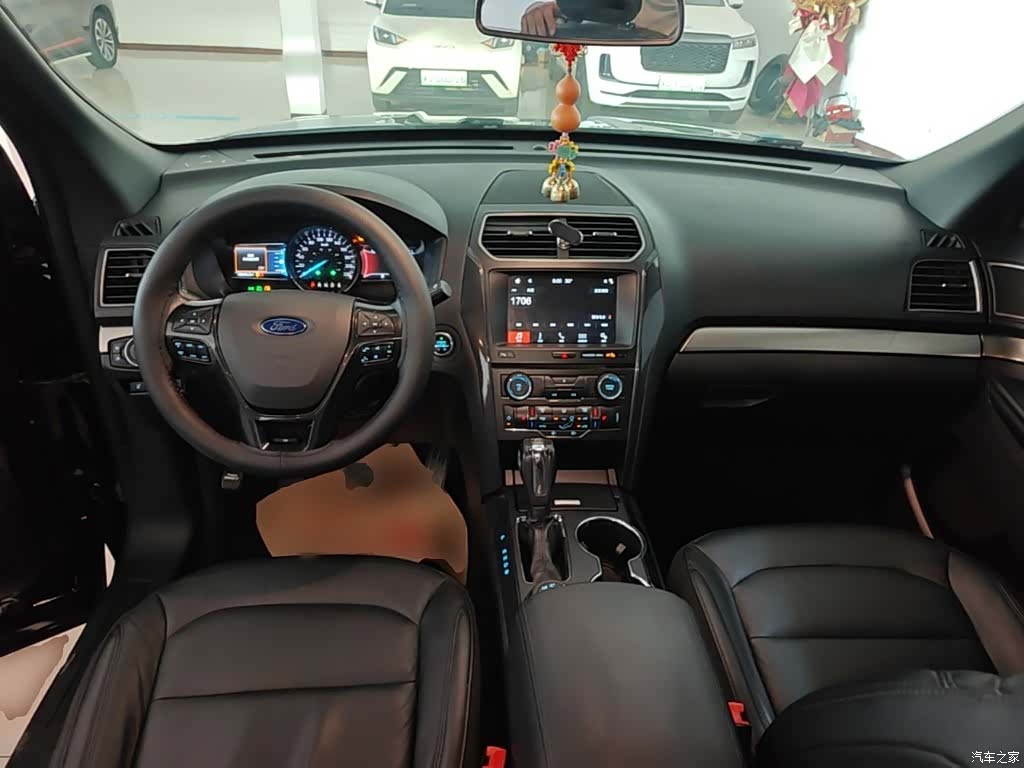 Ford Explorer, 2018 10