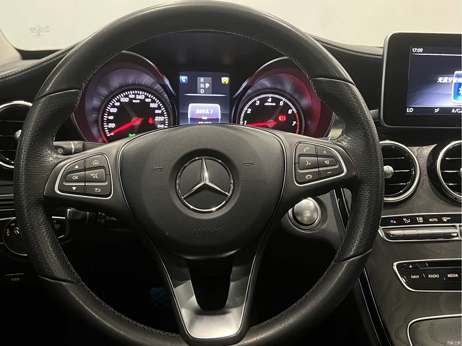Mercedes-Benz C-Class, 2017 12