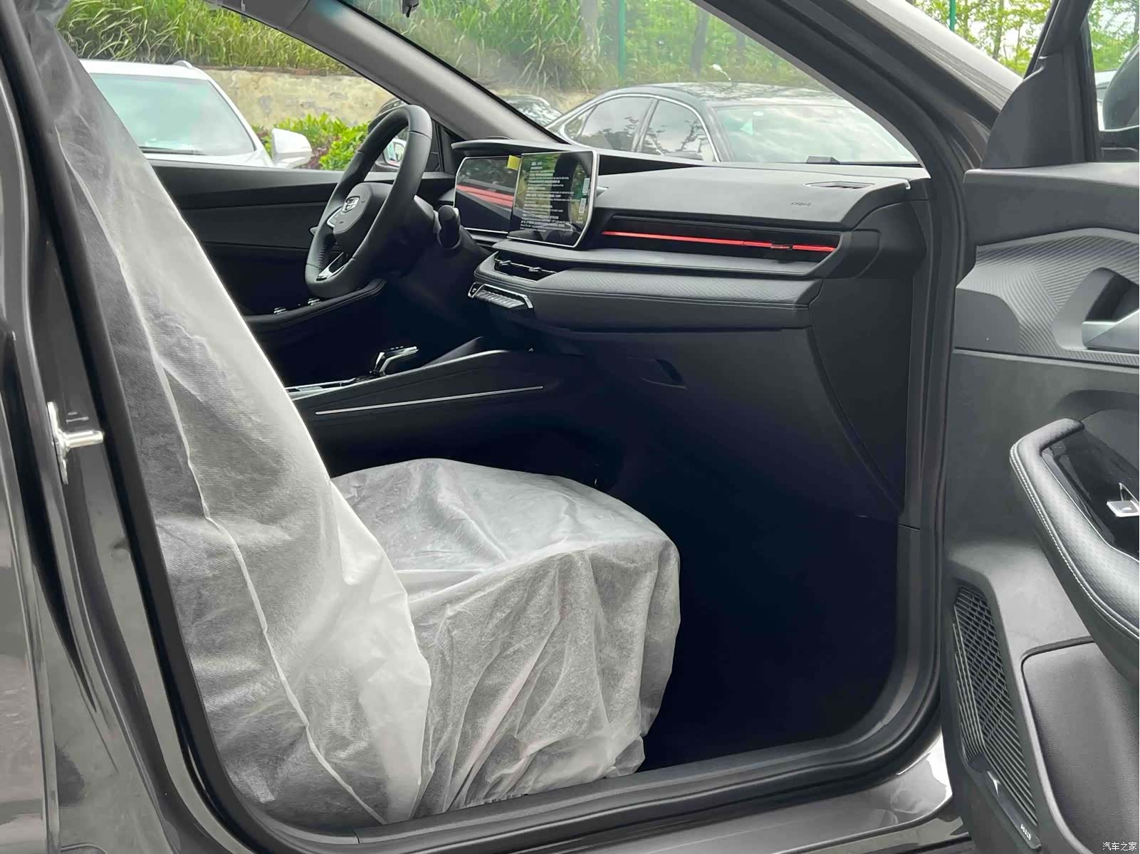 Geely Binray, 2026 7
