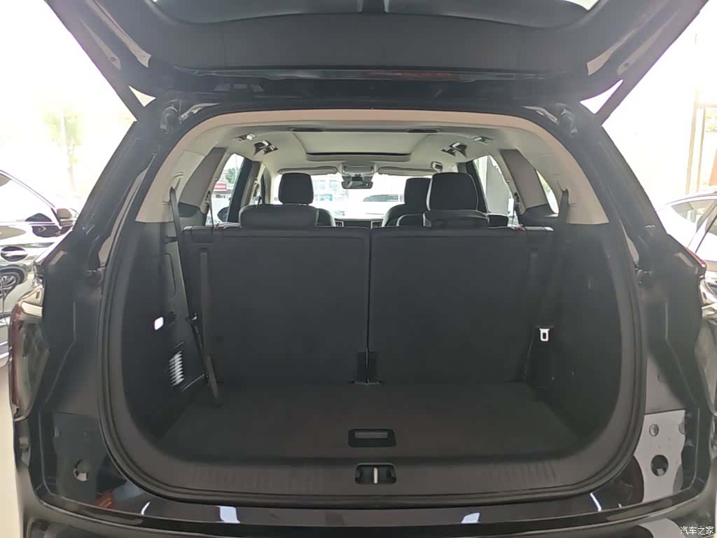 Hongqi HS7, 2024 19