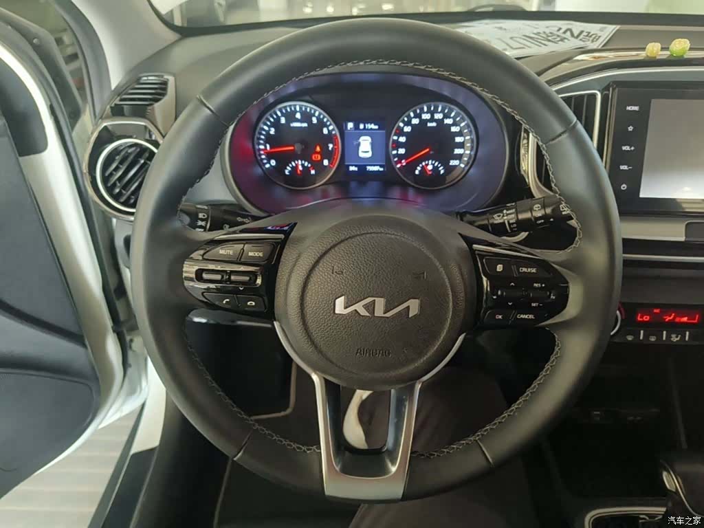 Kia KX1, 2021 11