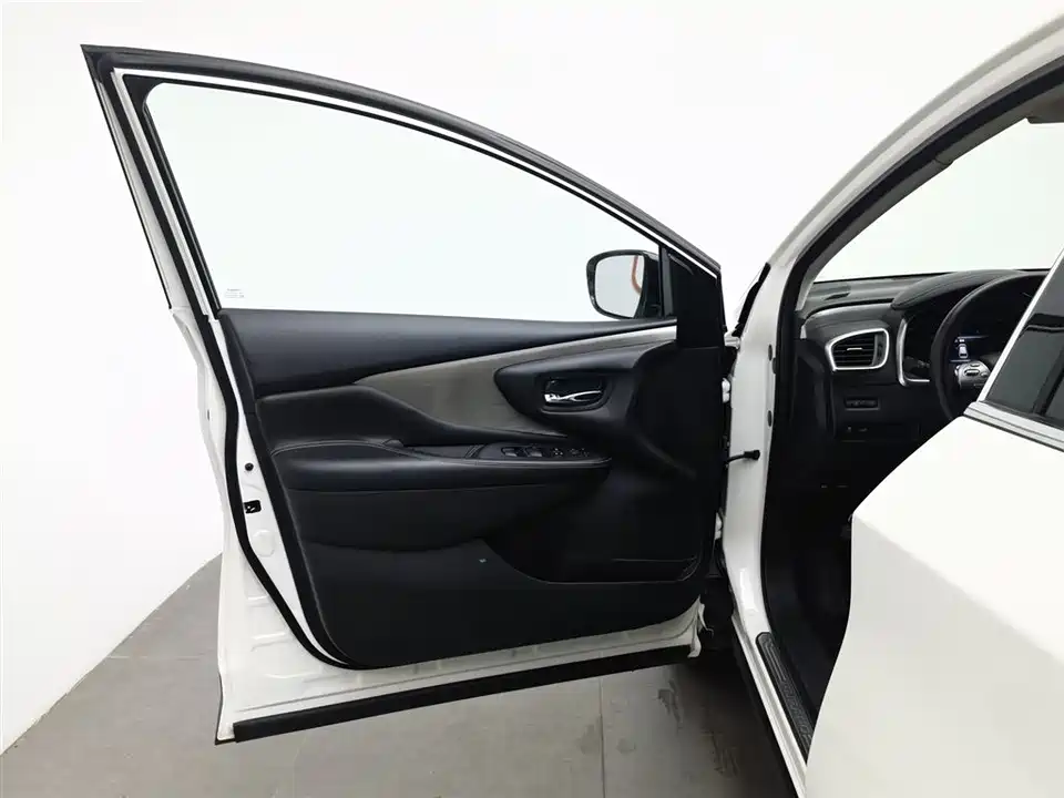 Nissan Loulan Nissan Loulan
