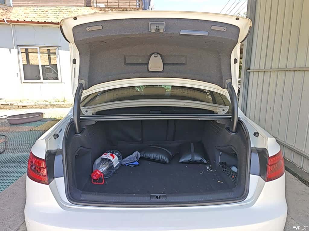 Audi A4L, 2018 19