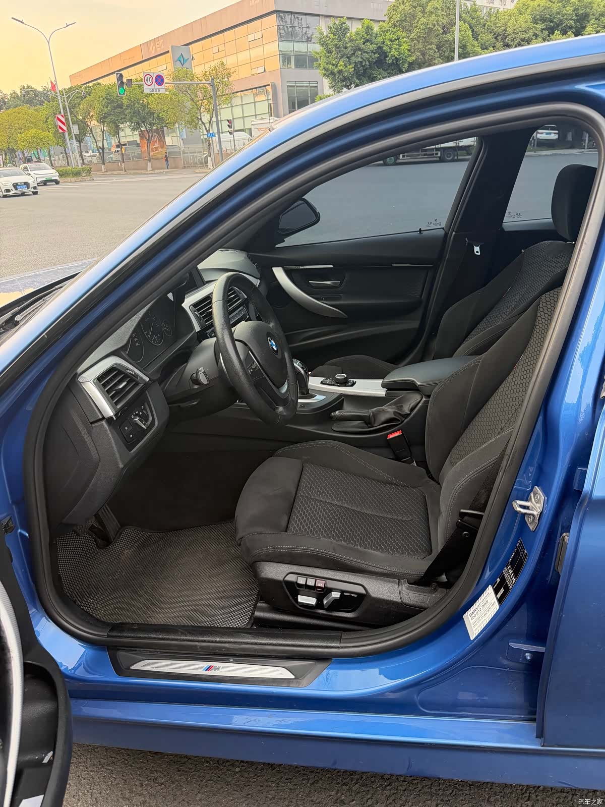 BMW 3 Series, 2017 11