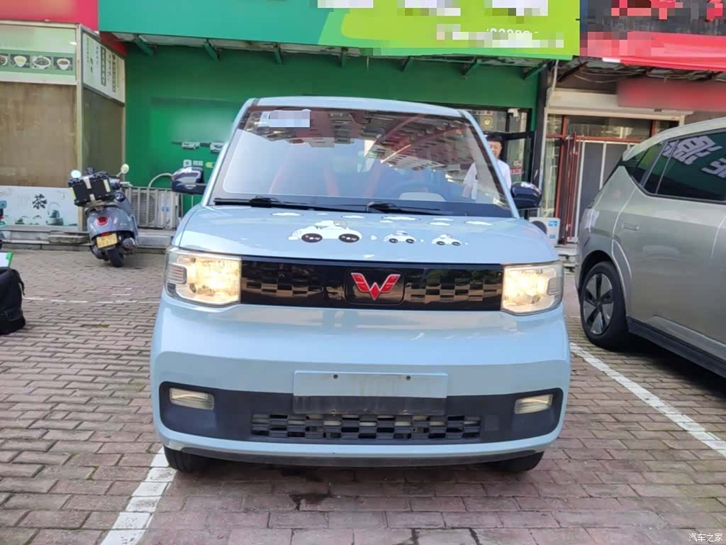 Wuling MINIEV, 2020 3
