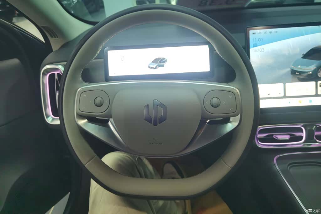 Leapmotor B01, 2025 15
