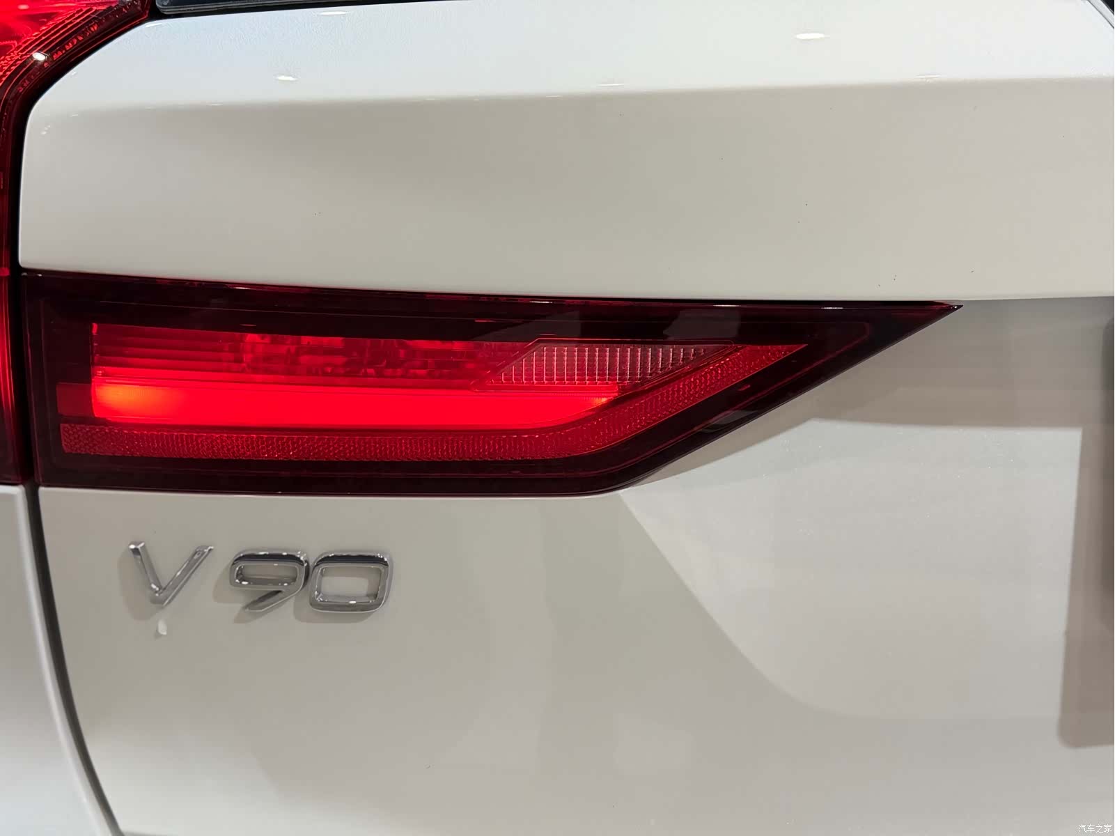 Volvo V90, 2018 16