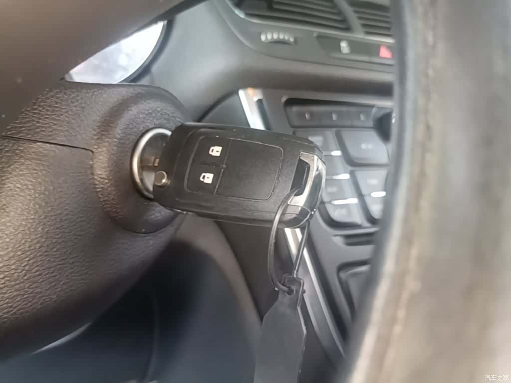 Buick Encore, 2015 9