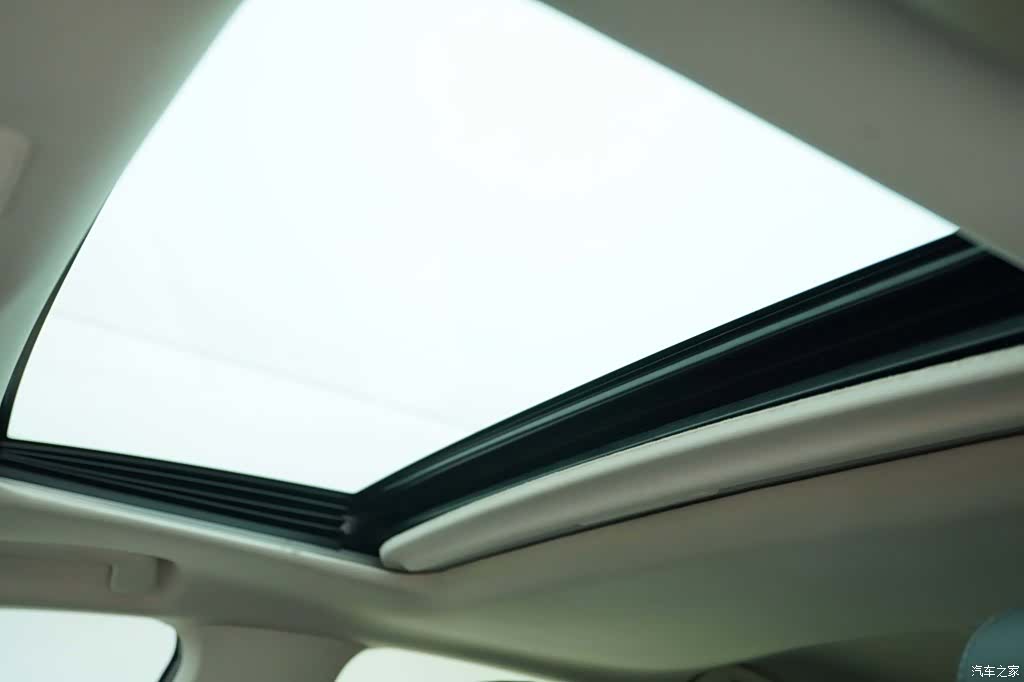 Lexus ES, 2019 12