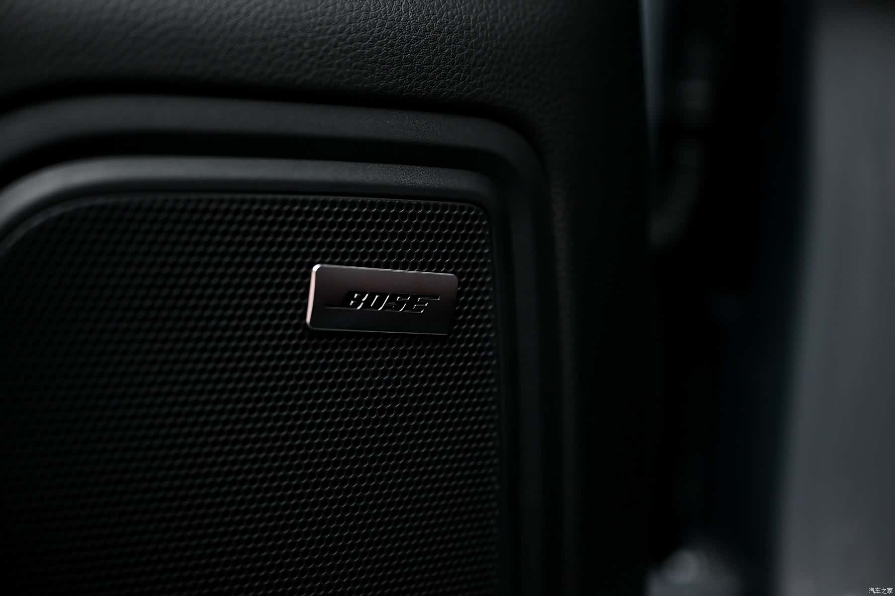Porsche Macan, 2026 11