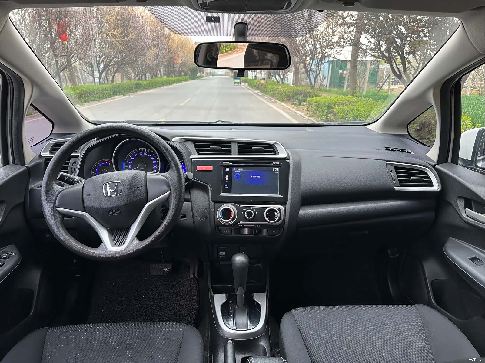 Honda Fit, 2015 9