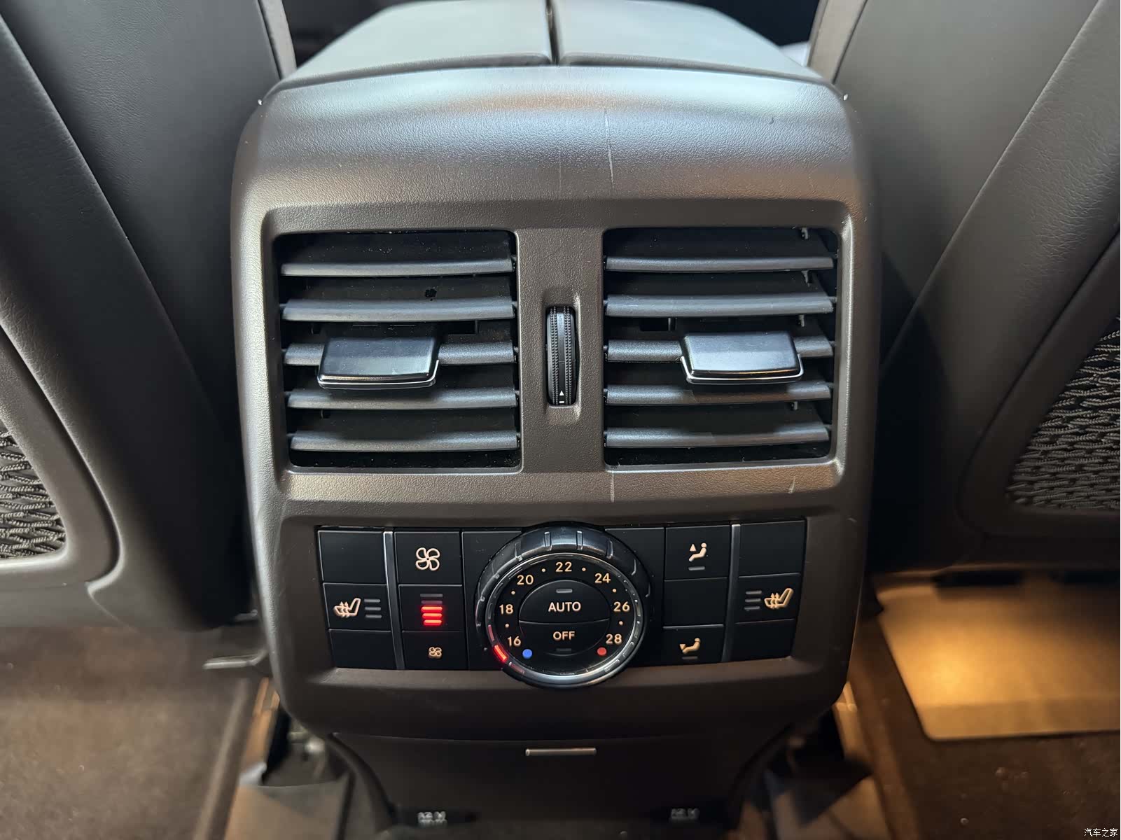 Mercedes-Benz GLS, 2019 19