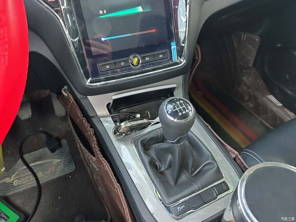 Roewe RX5, 2019 14