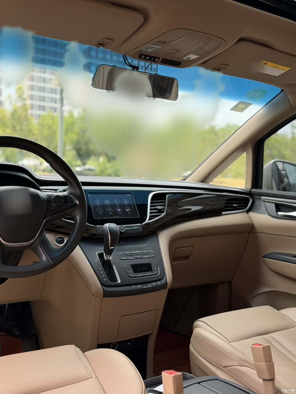 Buick GL8, 2018 18