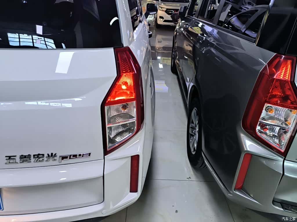 Wuling Hongguang, 2022 8