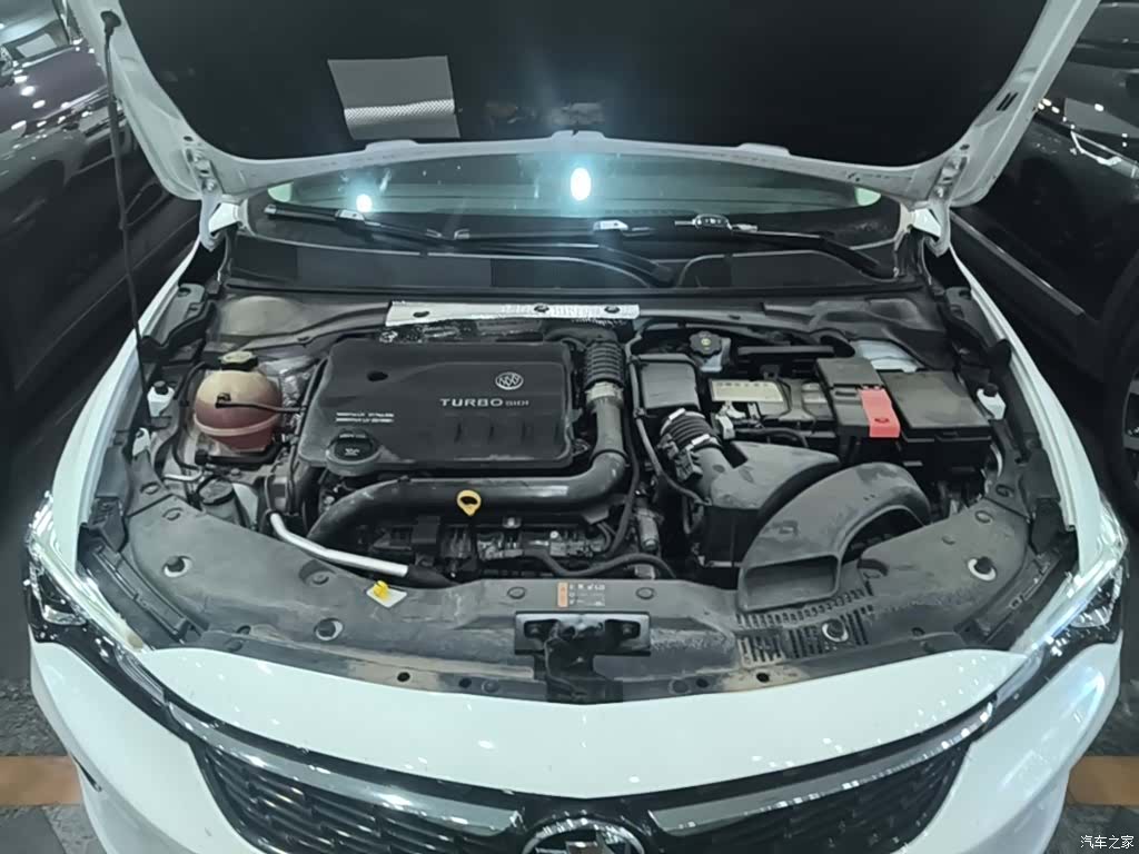 Buick Verano, 2022 20