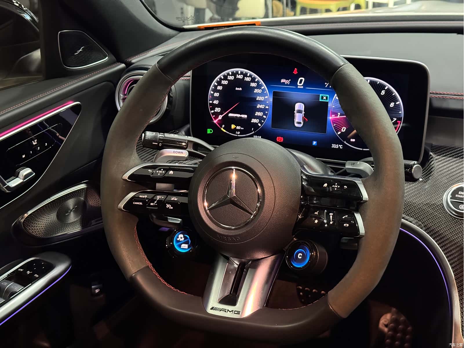 Mercedes-Benz C-Class, 2024 18