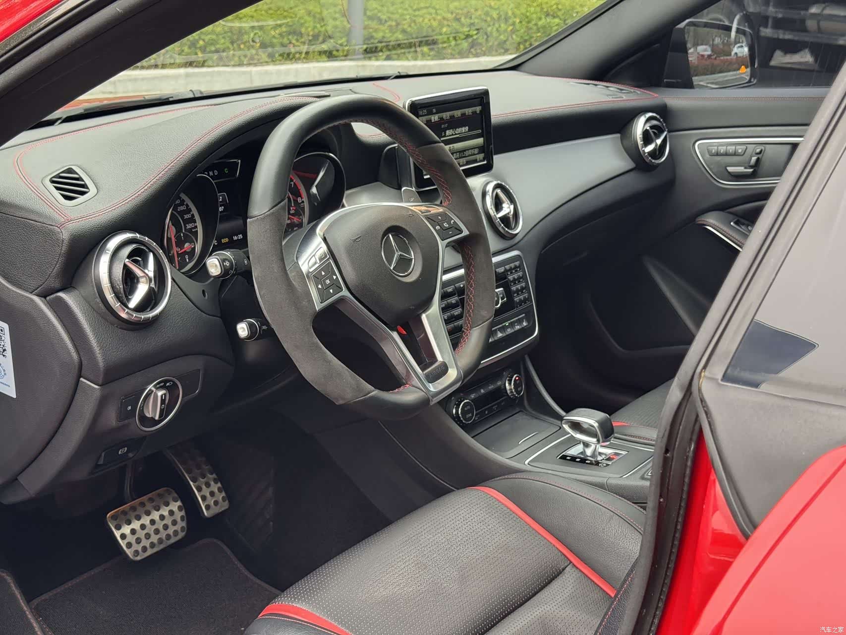 Mercedes-Benz CLA, 2014 14