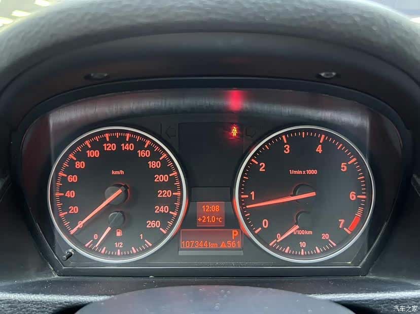 BMW X1, 2014 все фото