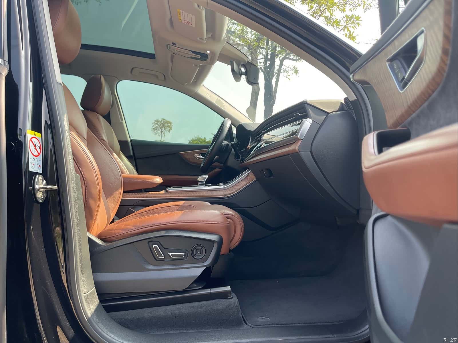 Audi Q7, 2021 все фото