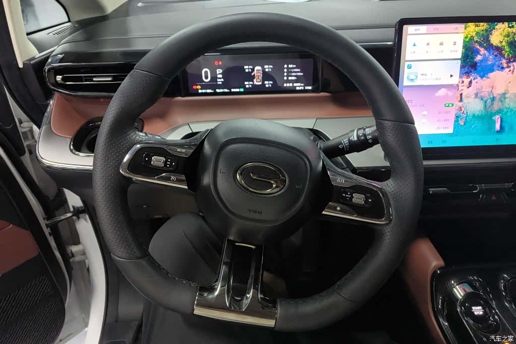 Trumpchi E8, 2025 15