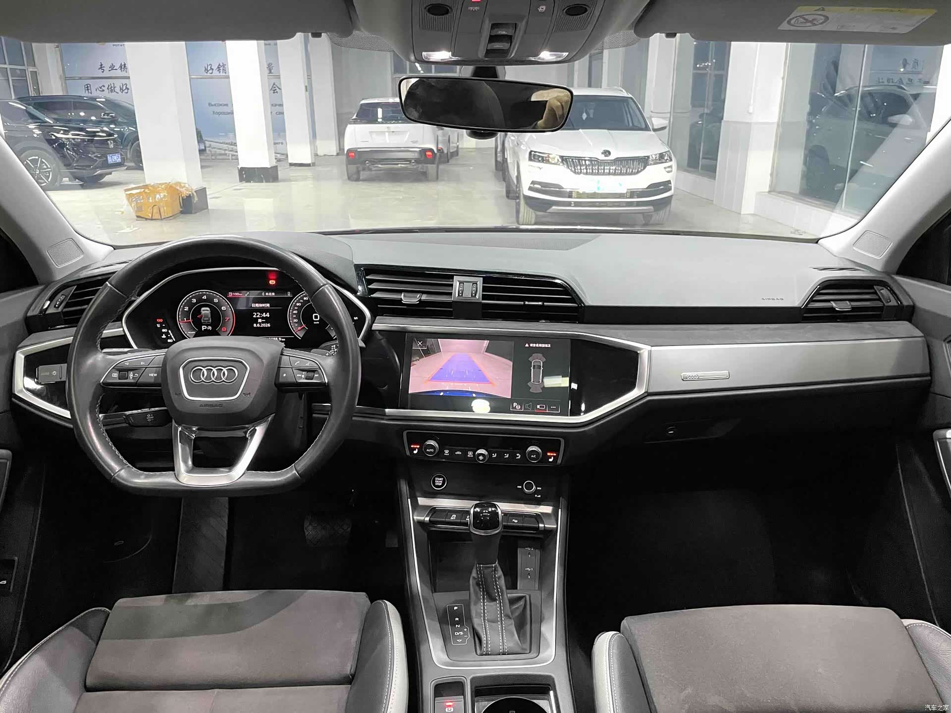 Audi Q3, 2023 9