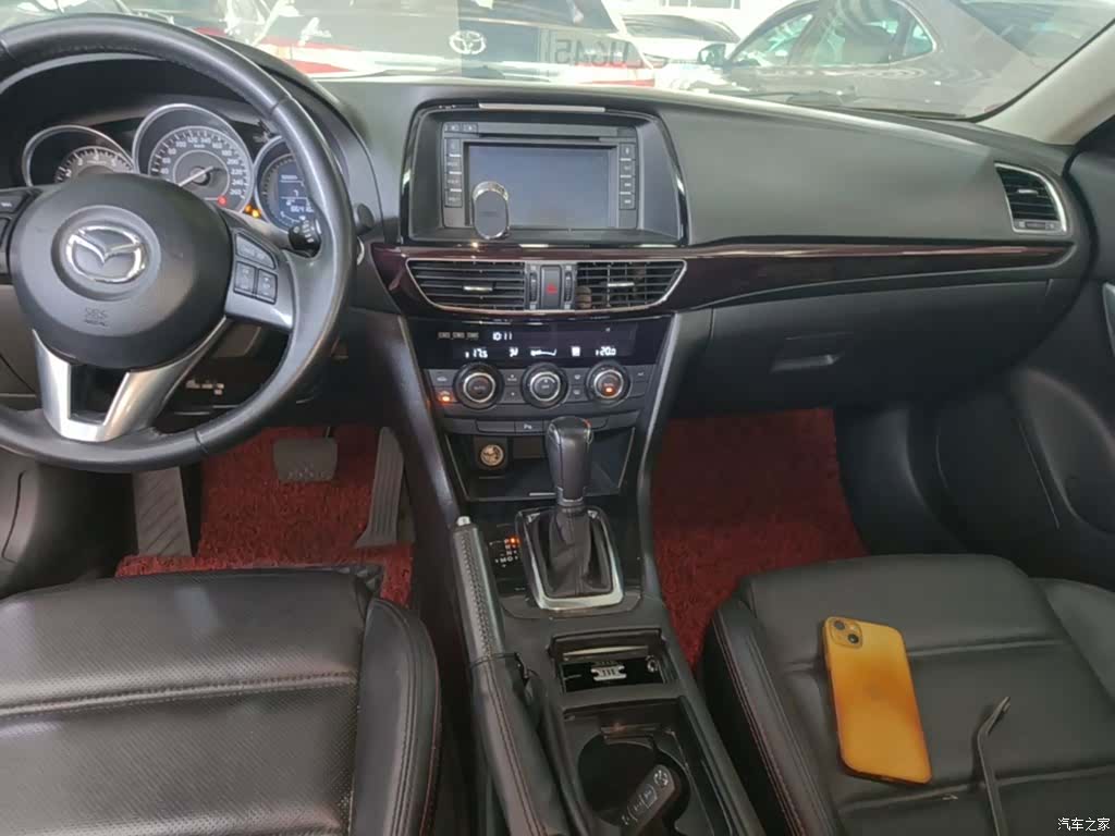 Mazda Atenza, 2015 13