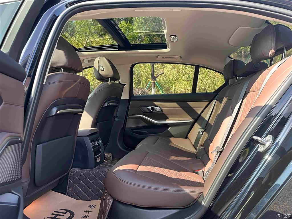 BMW 3 Series, 2022 6