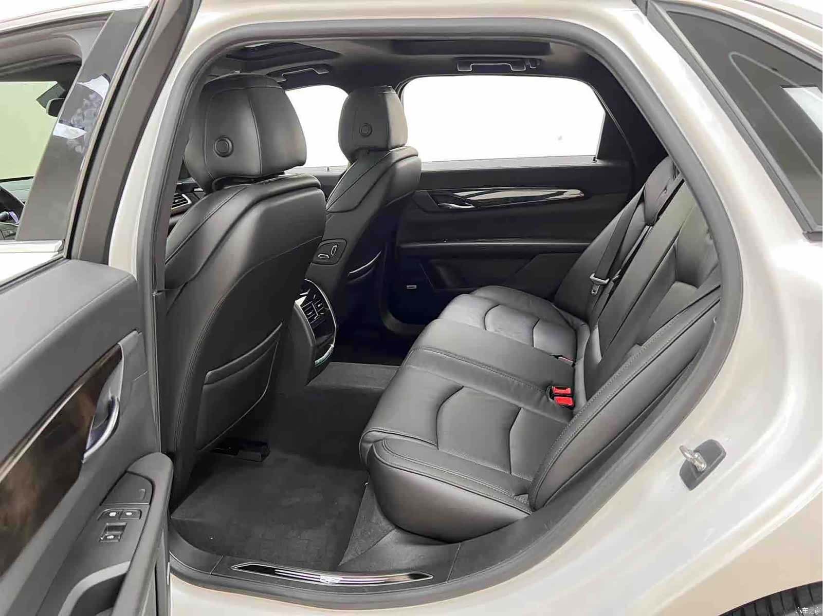 Cadillac CT6, 2021 12