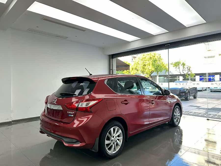 Nissan Tiida 2018, фото 9