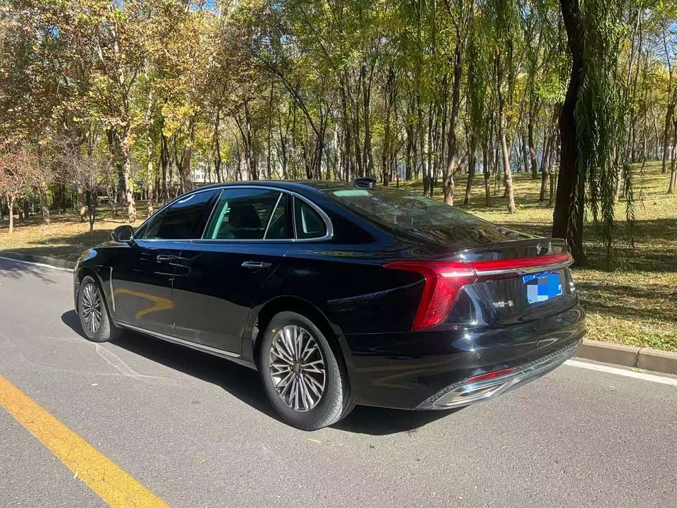 Hongqi H5