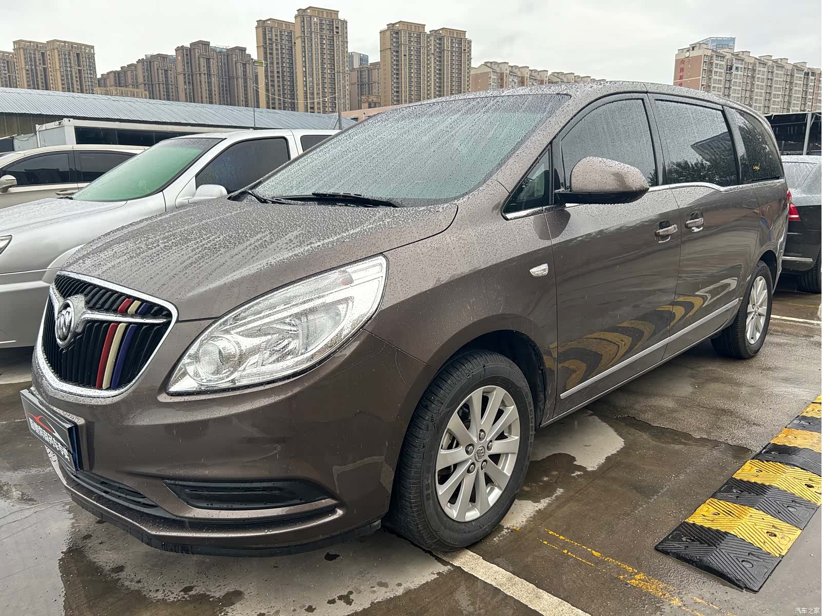 Buick GL8, 2018 1